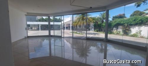 Casa en Alquiler para uso comercial 