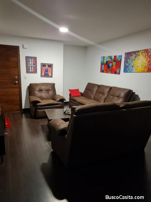 Apartamento En Venta Edificio Catania, Zona 14