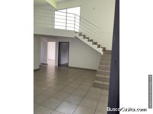 Apartamento en Edificio Zona 15, sector del hospital El Pilar