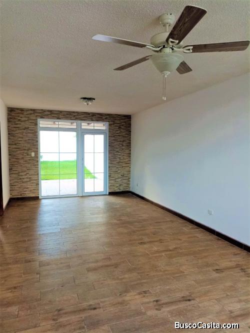 Casa en Venta para estrenar! Vista a volcanes y montaña