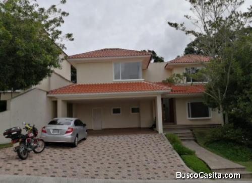 Vendo Casa en Fraijanes Km 22.5