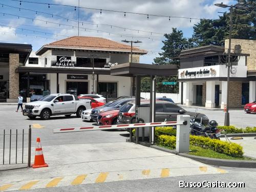 LOCAL DE FOOD COURT EN CENTRO COMERCIAL SAN CRISTOBAL Renta