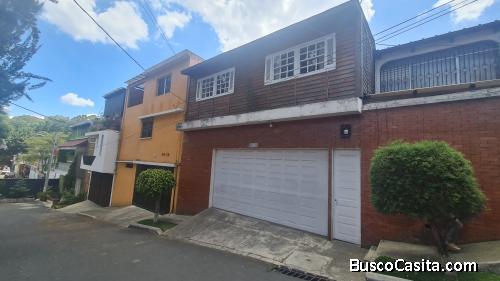 Casa en Renta en Col. Lomas del Rodeo zona 3 de Mixco