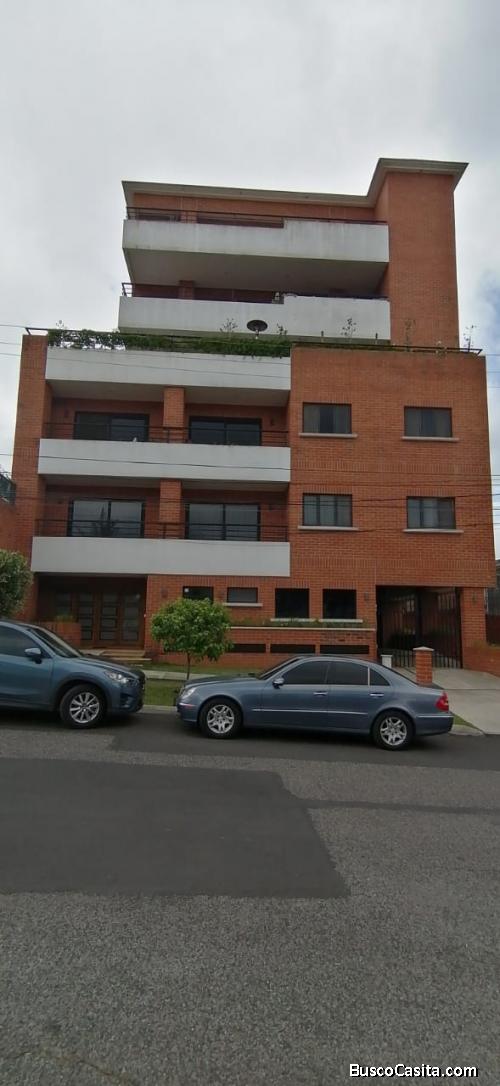 Apartamento en Venta edificio Cero 10, VHII, Zona 15