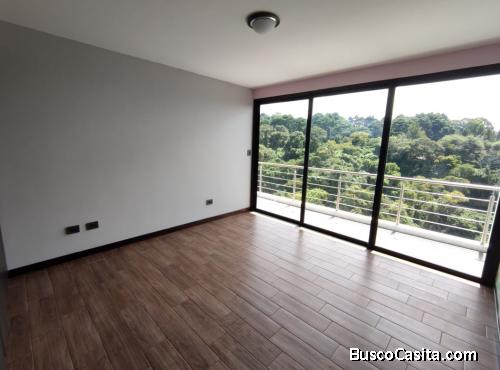 unico apto con jardín zona 15