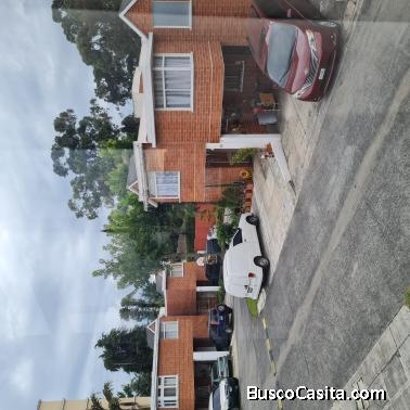 CASA EN RENTA EN ZONA 12  MUNDO INMOBILIARIO