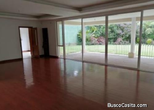 Venta de casa en Fraijanes