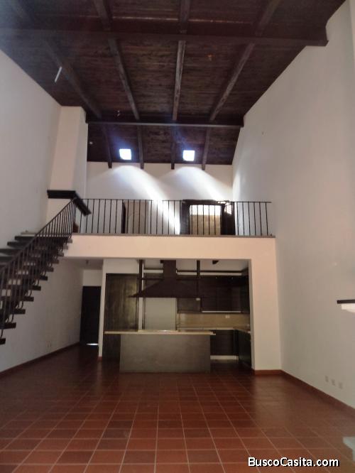 SE VENDE LOFT DE LUJO EN ANTIGUA 