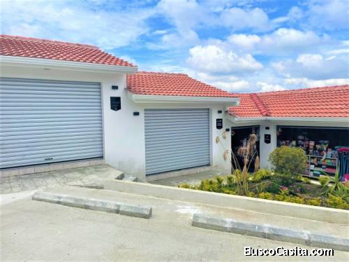 AnteriorSiguiente Alquilo Local en Plaza Comercial - Mixco