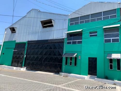 RENTO BODEGA AMPLIA EN ZONA 2 DE MIXCO