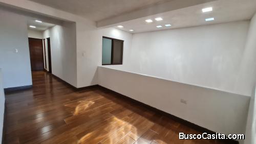 Casa nueva en venta en Loma Real San Cristóbal Z8 Mixco