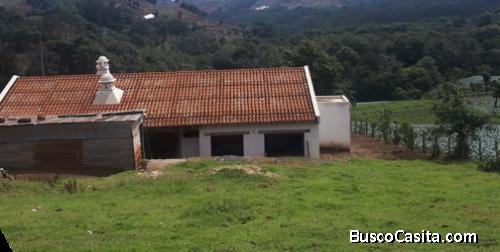 VENDO CASA DE DESCANSO EN PATZUN EN UN TERRENO DE +1 MANZANA, CASA EN VENTA EN PATZUN
