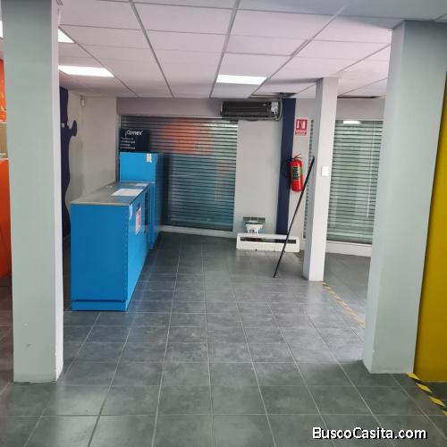 Alquilo local en zona10