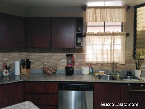 VENDO CASA EN CONDOMINIO LOS PINABETES CARRETERA A SAN JOSE PINULA