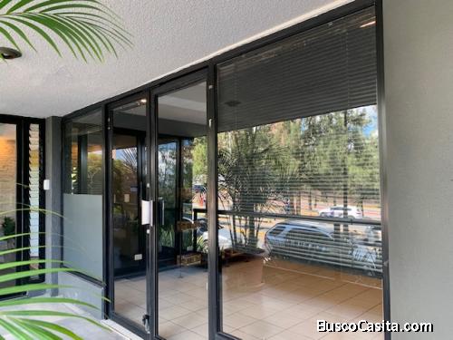 LOCAL EN RENTA 2o NIVEL EN ZONA 15 VH2