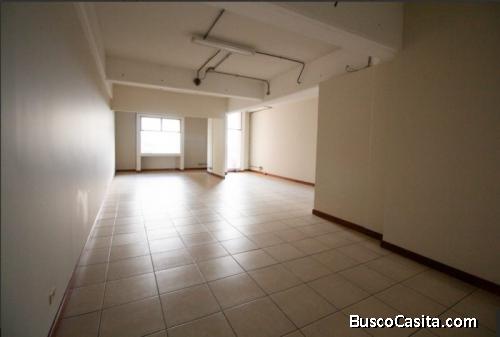 Oficina en renta en El Naranjo