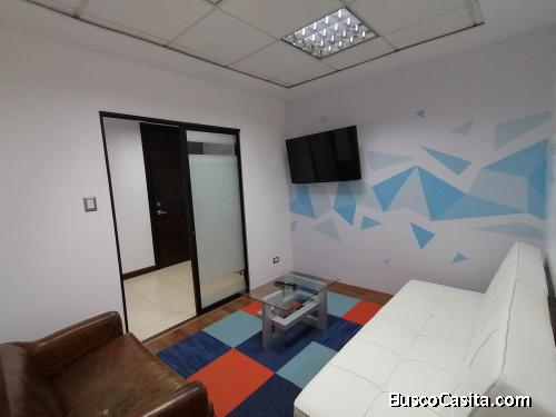 OFICINA EN RENTA ZONA 10, DESING CENTER