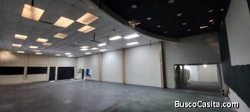 OFICINA Y BODEGA EN ZONA 4 MIXCO 