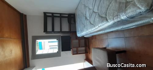 Zona 10 Apartamento en Renta para 1 Persona