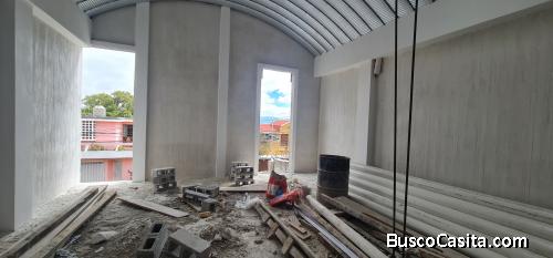 Venta o Renta de Ofi-espacio en Zona 8 de Mixco