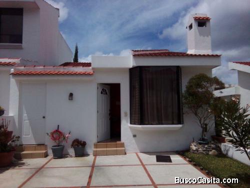 En Venta casa 2 hab. En condominio Choacorral, San Lucas Sac.