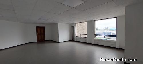 RENTA DE OFICINA EN PLAZA PROFESIONAL ZONA 13