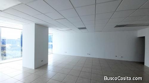 ALQUILO OFICINA DE 90M² EN ZONA PRADERA ZONA 10