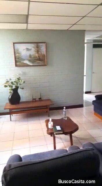 OFICINA EN VENTA EN EDIFICIO MEDICO OBELISCO ZONA 10