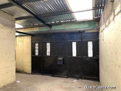 VENTA Casa para remodelar en Anillo Periférico zona 7