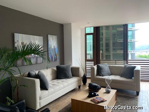 Busca apartamento en VENTA con 3 parqueos y bodega en zona 15? 