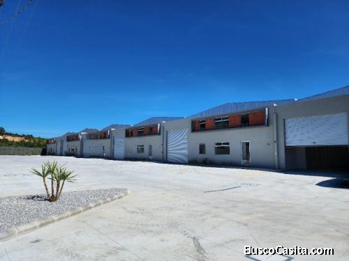 OFIBODEGA EN RENTA EN EL NARANJO ZONA 4 MIXCO SEGURIDAD