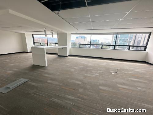 OFICINA EN VENTA Y RENTA EN CENTRO EMPRESARIAL ZONA 10