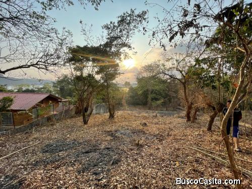 VENTA!! Terreno a 50 MTS de Laguna del Pino