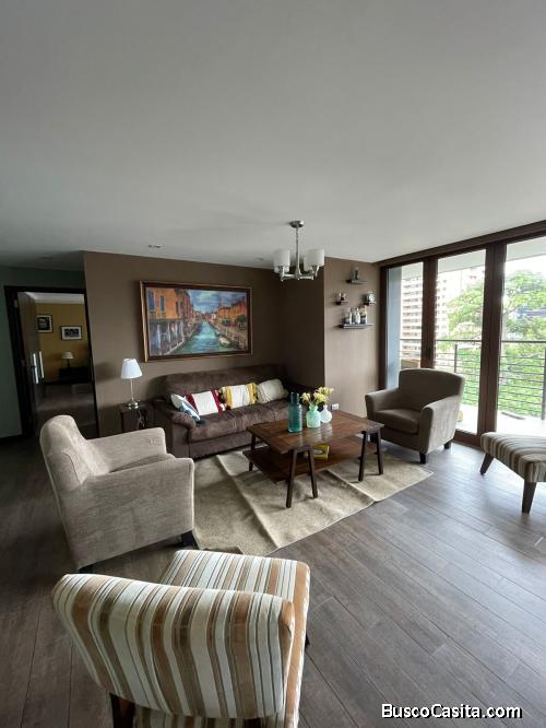 SE RENTA APARTAMENTO EN ZONA 10