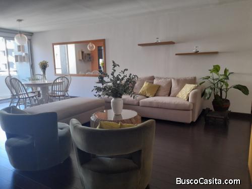 EN RENTA APARTAMENTO AMUEBLADO ATTICA ZONA 14