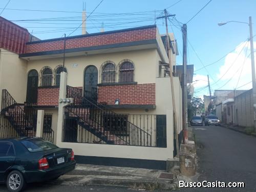 CASA EN VENTA EN ZONA 12 MUNDO INMOBILIARIO