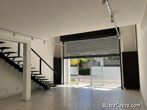 Local Comercial en Entrada a Olmeca - CES