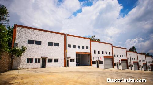 RENTO OFIBODEGA  CON SOTANOS CARRETERA INTERAMERICANA