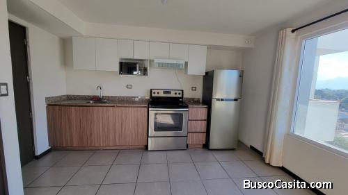 Apartamento en Renta en Col. Santa Elisa Zona 12