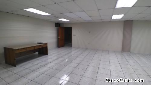 RENTO OFICINA EN ZONA 9 CON EXCELENTE UBICACIÓN