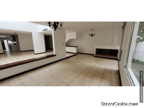 Casa fuera de garita en Venta Zona 15 Vista Hermosa III