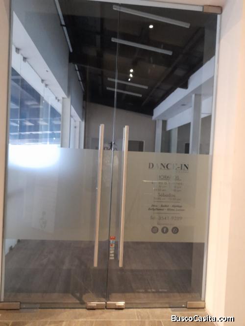 Renta Local en Plaza Comercial en Ciudad San Cristóbal