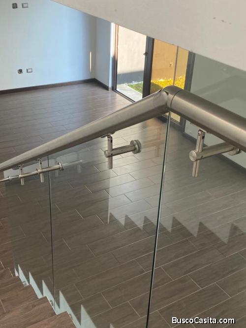 CASA EN RENTA EN MONTEBELLO KM. 9.5 CARRETERA A EL SALVADOR