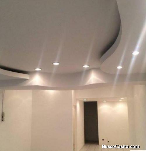 LOCAL EN VENTA Y RENTA EN CC. GRAN PORTAL PETAPA, Z-12.