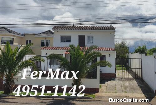Se VENDE casa en San José Pinula.  Terreno de 12x36 mts 