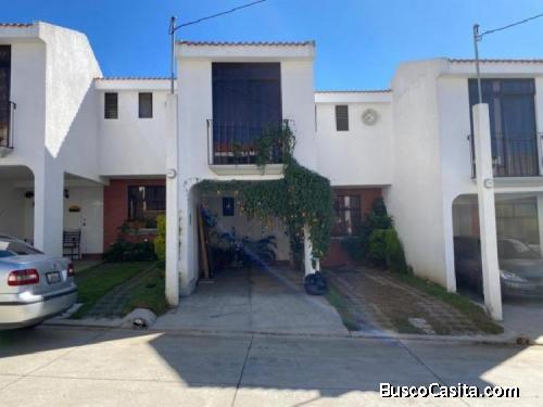 En venta o renta Citmax Antigua ofrece casa en condominio en Santa Lucía Milpas Altas