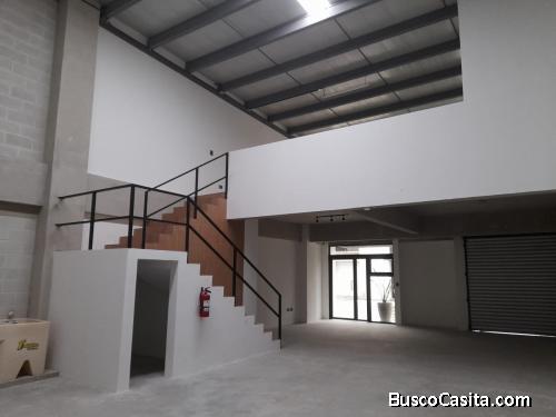 RENTO OFIESPACIO ZONA 4 MIXCO