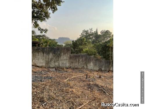 Terreno en venta a 50 mts de Laguna El Pino, Santa Rosa
