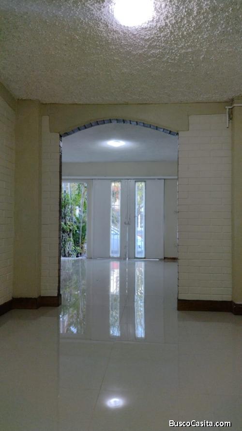 APARTAMENTO EN RENTA ZONA 12MUNDO INMOBILIARIO