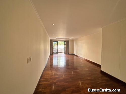 APARTAMENTO EN RENTA EN ALTOS DE SANTA CLARA ZONA 10